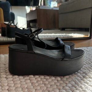 Tony Bianco Black Platform Sandals - Size 8